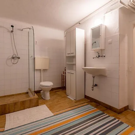 Anna Apartment