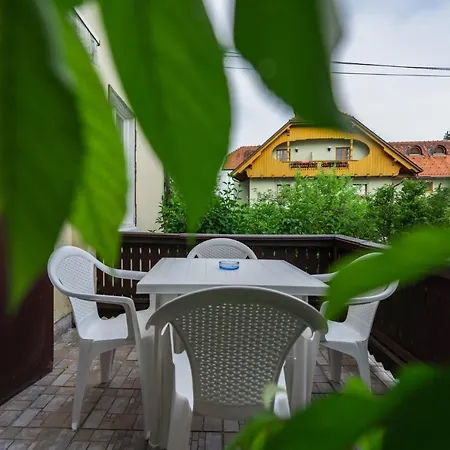 Anna Apartment